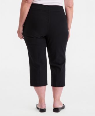 Plus Size Tummy Control Pull-On Capri Pants
