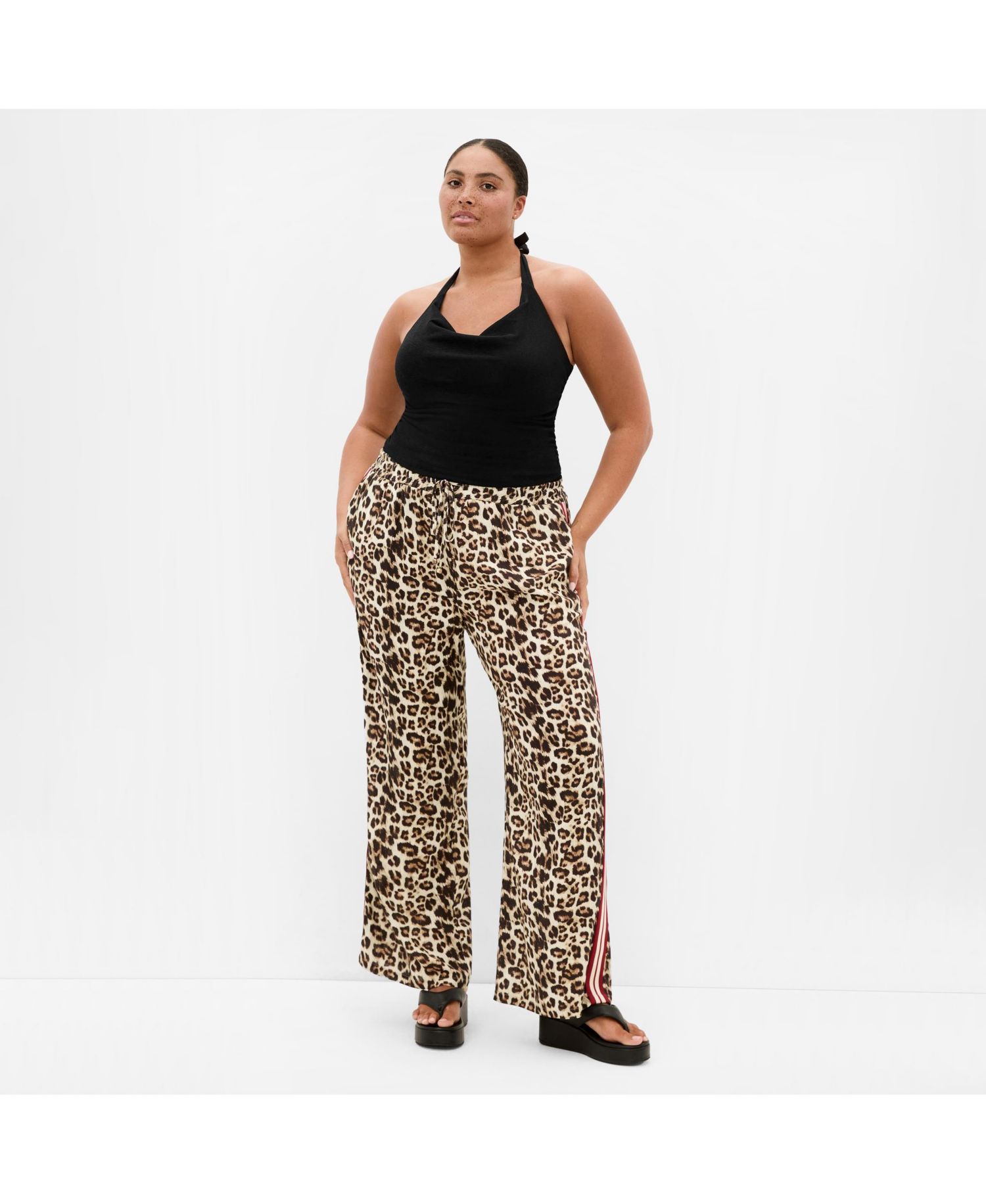 Women's Animal Print Side Stripe Pant