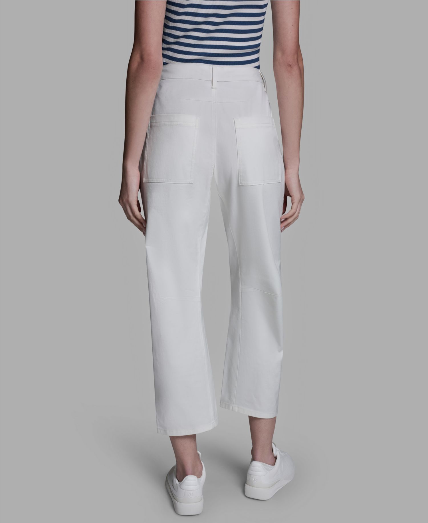 Women's Mid-Rise Pocket Detail Barrel Pants