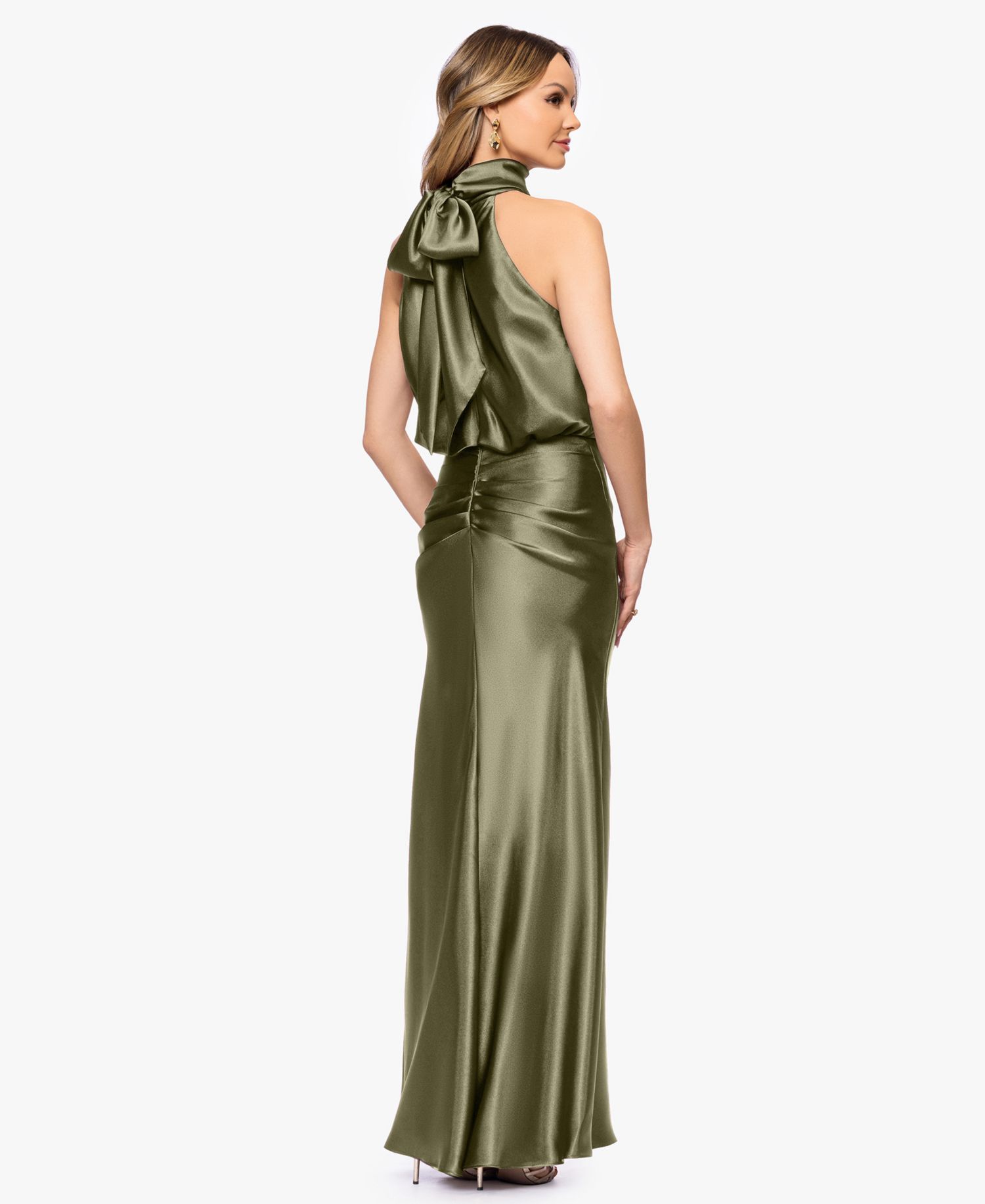 Women's Sleeveless Mock Neck Ball Gown