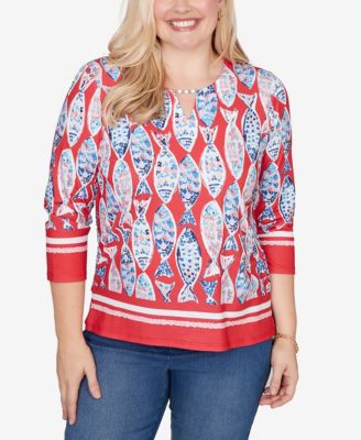 Women's Port Side Mosaic Fish Split Beaded Neck Top