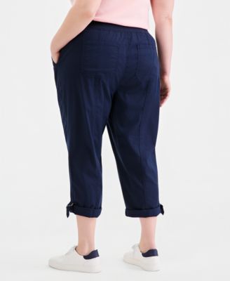 Plus Size D-Ring Cuffed Capri Pants