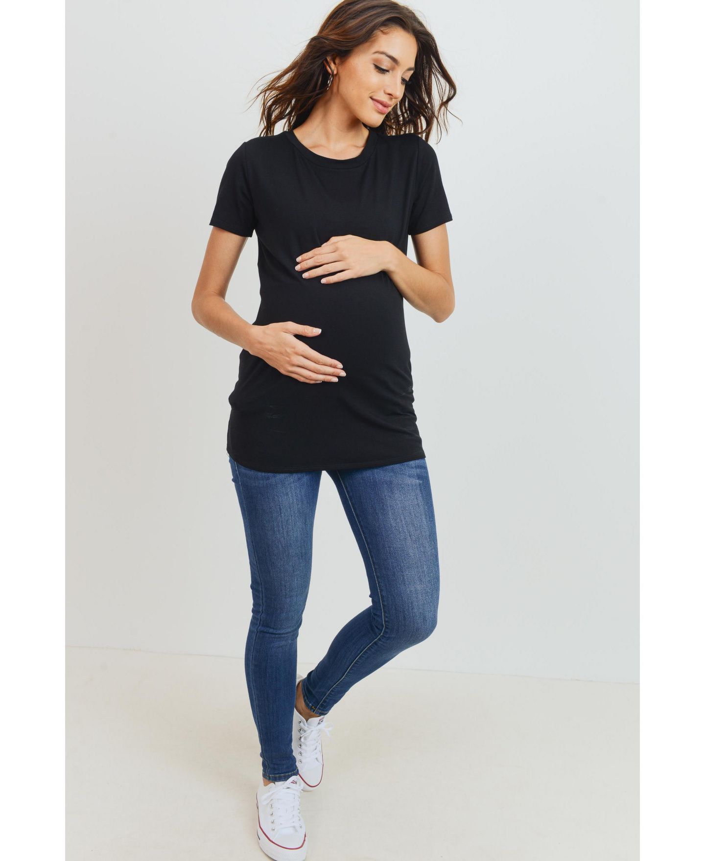 Женские футболки Hello Miz Maternity Short-Sleeve Crewneck T-Shirt Top, цвет: Чёрный — фото 4