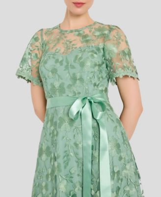 Women's Short-Sleeve Embroidered Gown