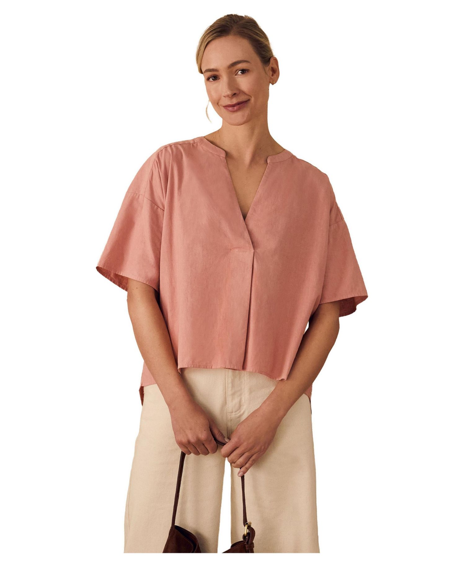 Women's Short Sleeve V-Neck Dipped Hem Blouse