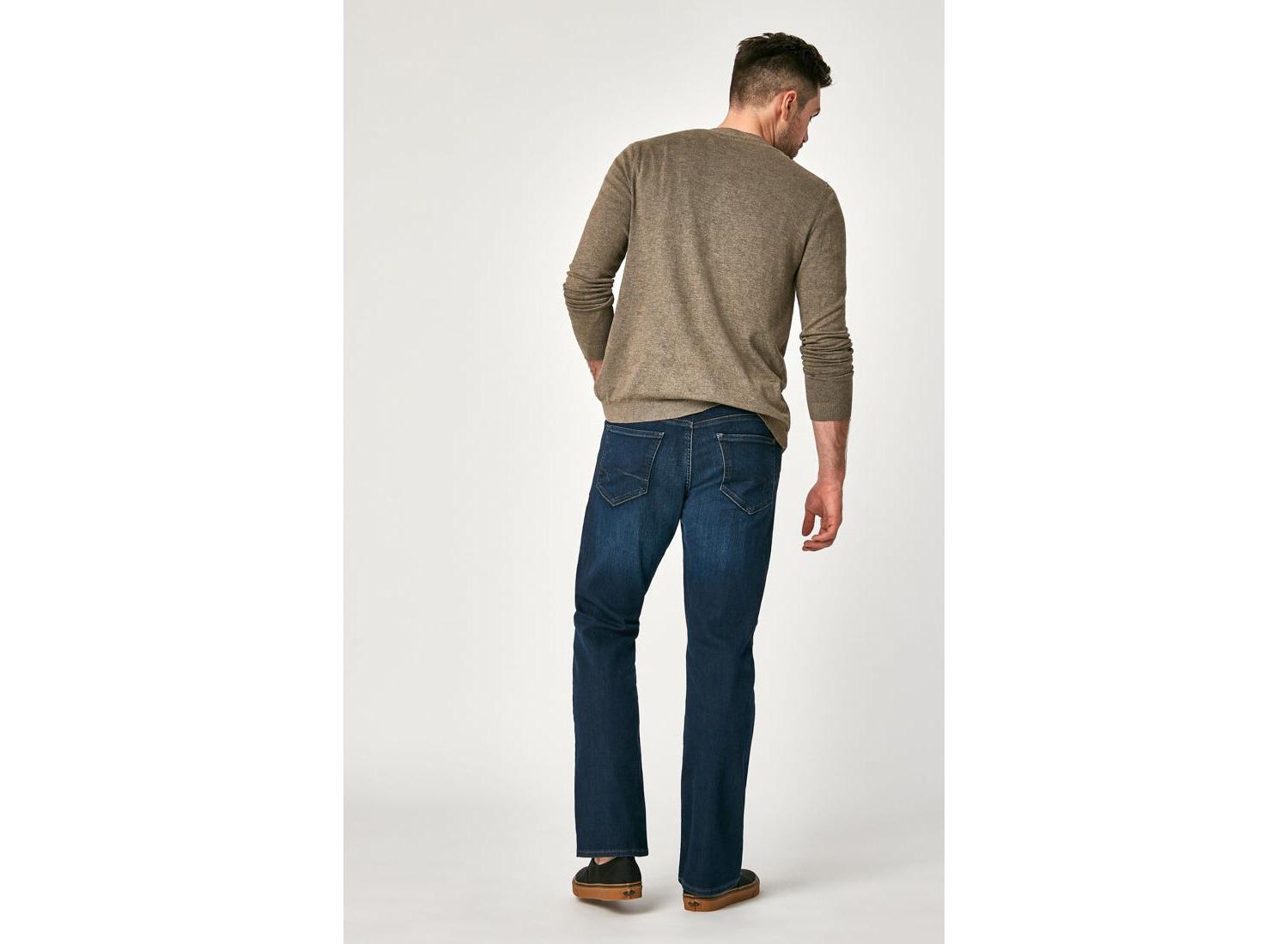 Men's Deep Clean Comfort Matt Mid Rise Relaxed Straight Leg Jeans