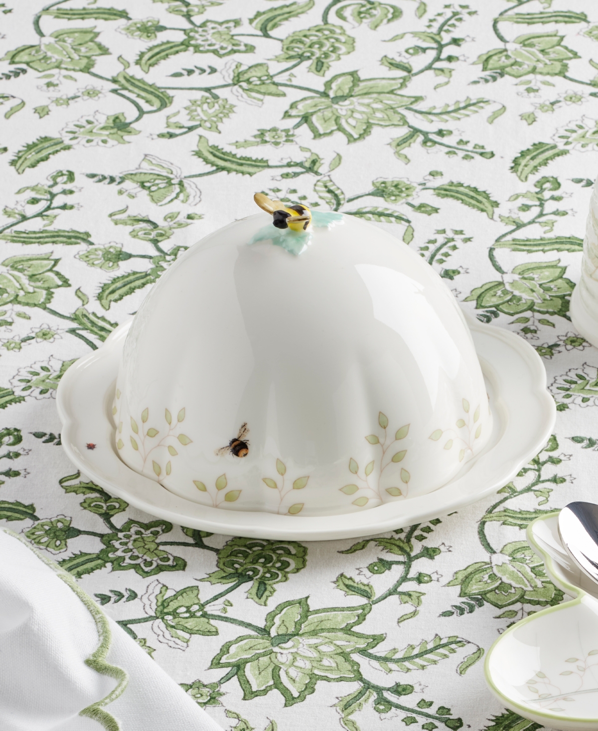 Lenox Butterfly Meadow Covered Dish, 8"