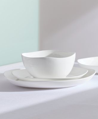 Studio 1414 Curve 16-Pc. Dinnerware Set, Service for 4