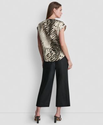 Women's V-Neck Sleeveless Top