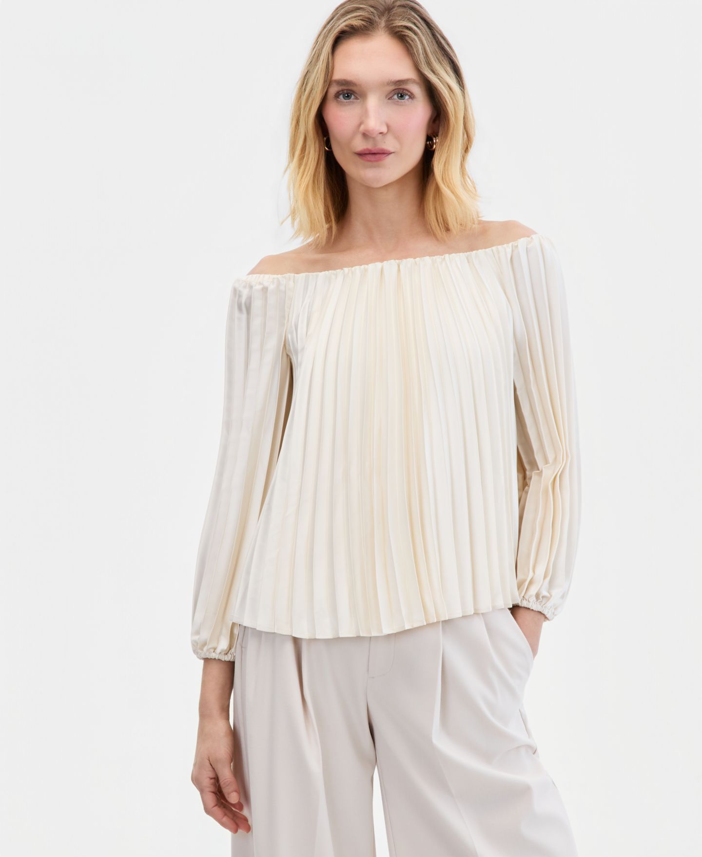 Женская блузка I.N.C. International Concepts Off-The-Shoulder Pleated Blouse, цвет: Винтажный кремовый — фото 1
