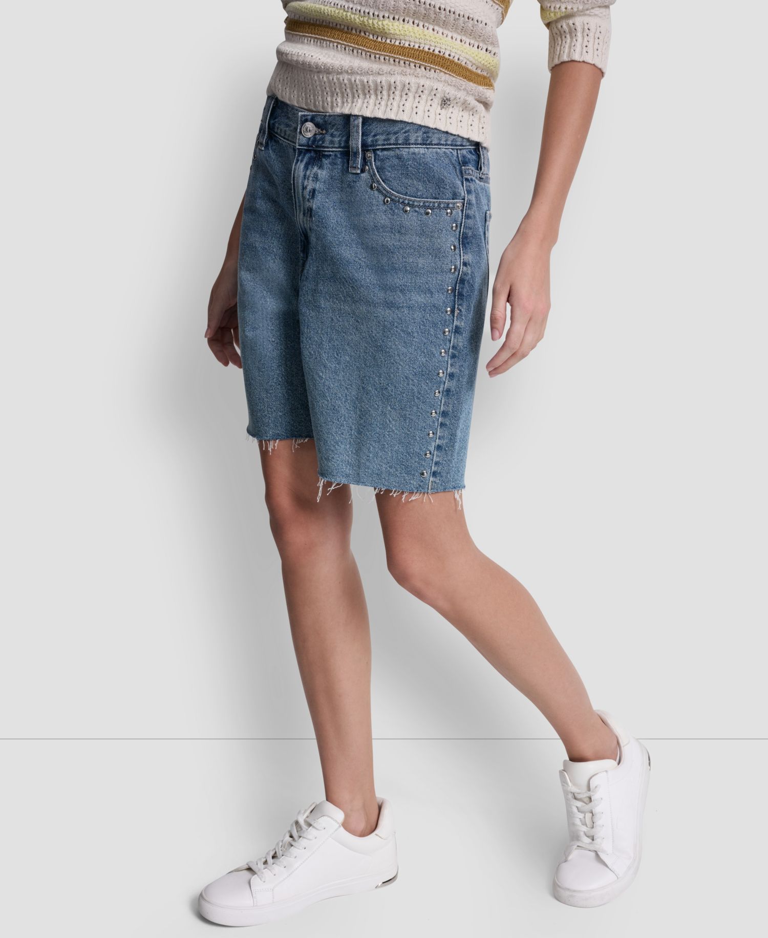Women's Mid-Rise Relaxed Shorts