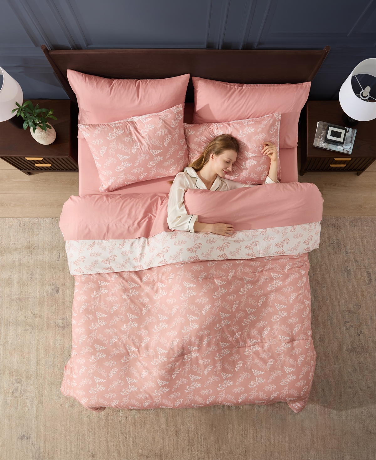 Nestl Luxury Soft Botanical Design -Pc. Comforter Set