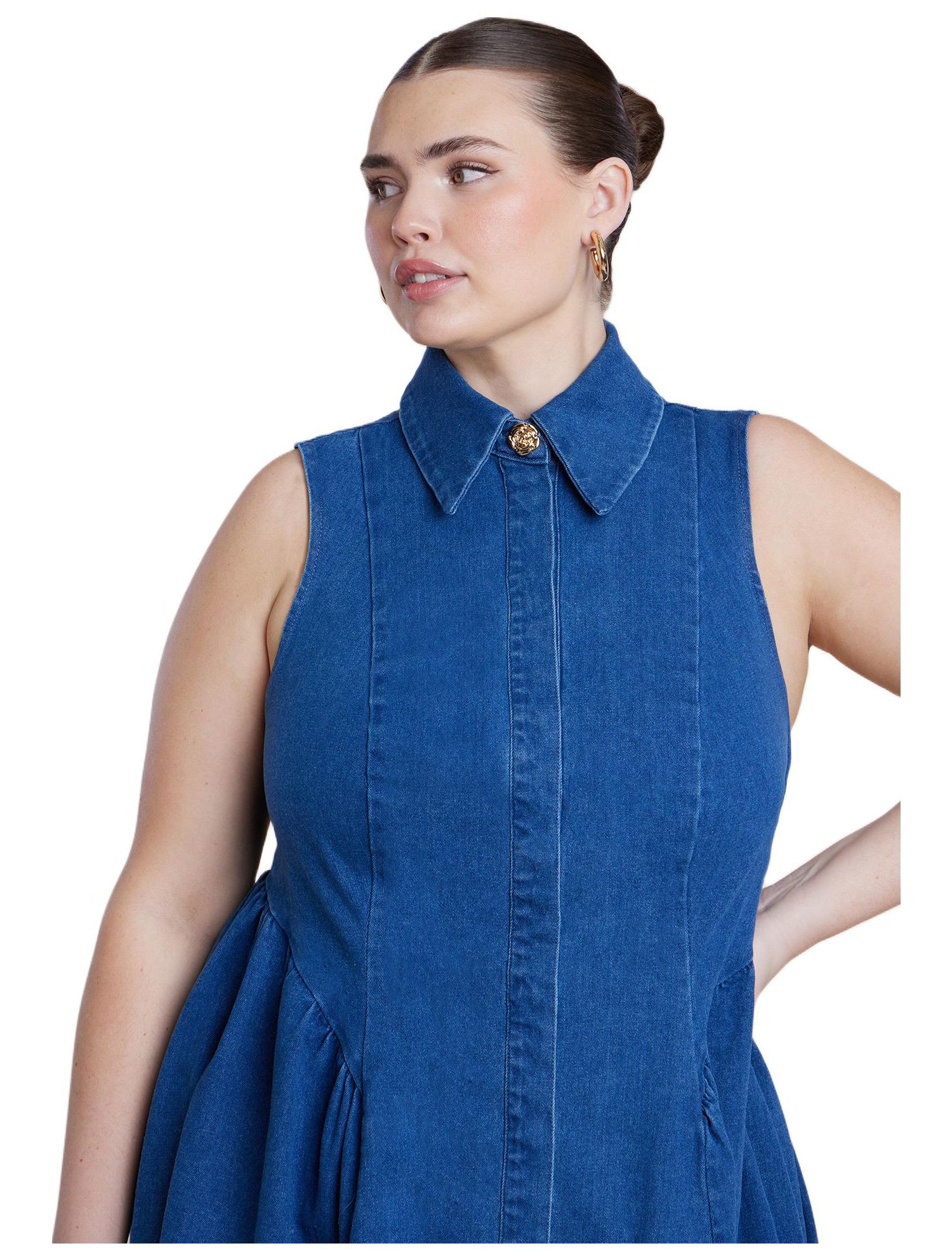 Women's Sleeveless Denim Button Detail Dress