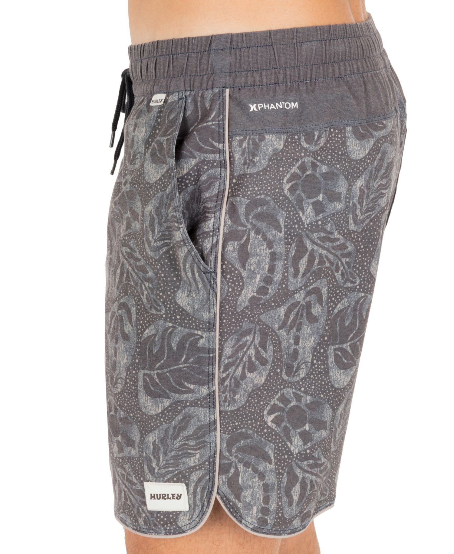 Men's Phantom Naturals Scallop Volley 17"