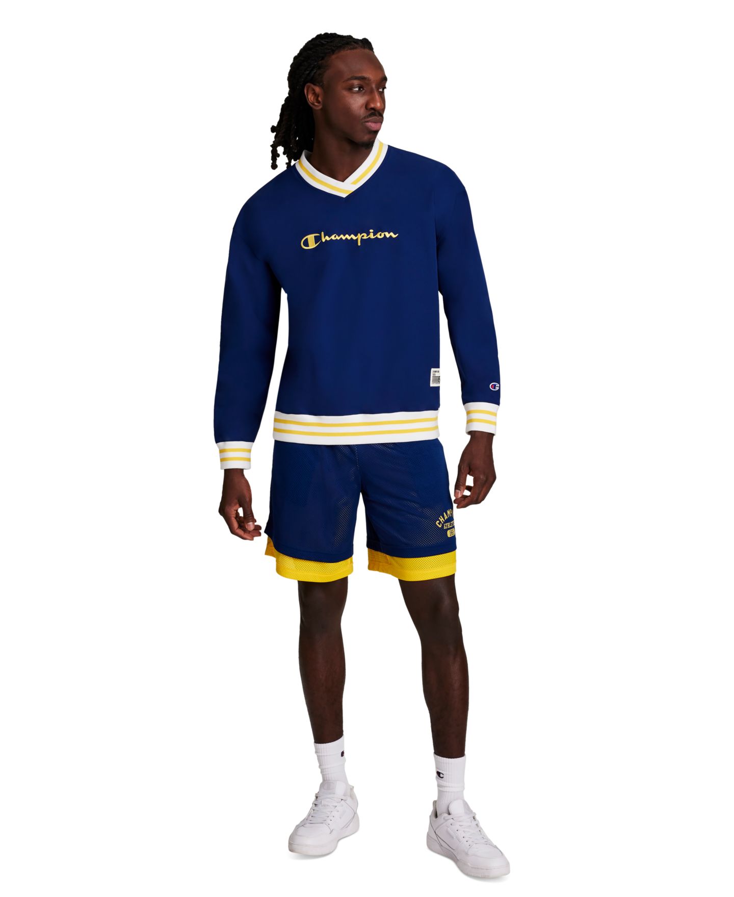 Мужские толстовки Champion Script V-Neck Pull-On, цвет: Тёмно-синий — фото 2