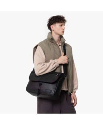 Delegate+ Tarp Black2 Shoulder Bags
