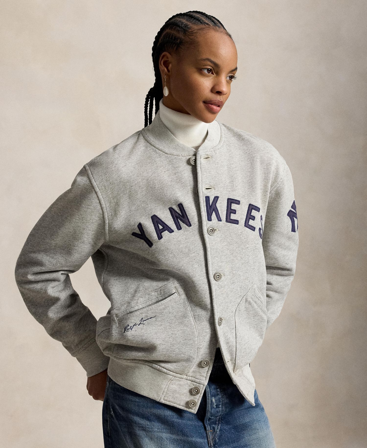 Men's and Women's New York Yankees™ Long-Sleeve Sweatshirt