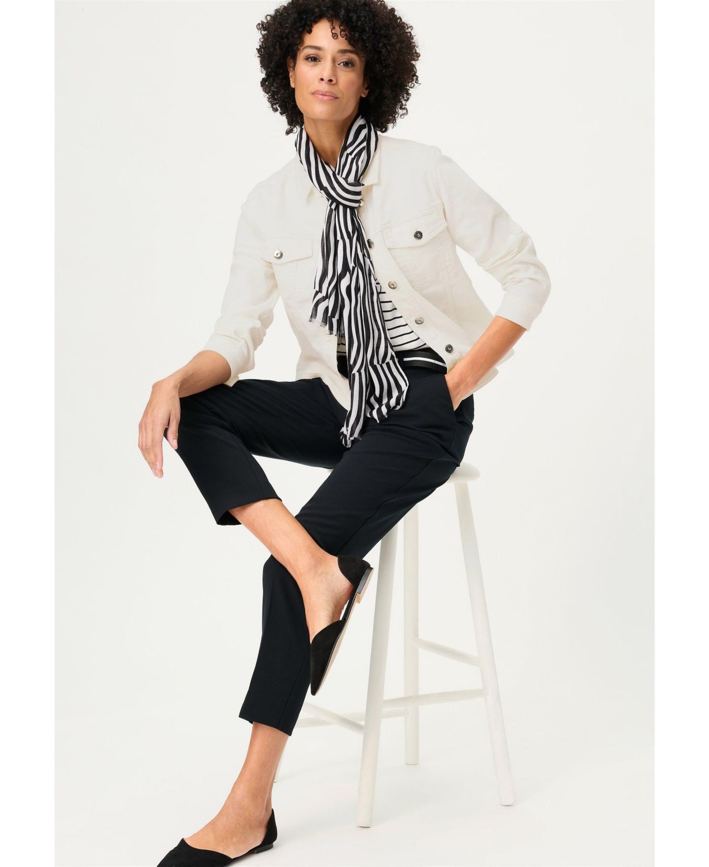 Женская куртка Olsen Power Stretch Jean, цвет: Молочный белый — фото 6