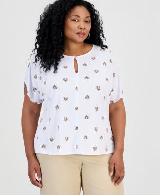 Plus Size Painted Fan Keyhole Dolman-Sleeve Top