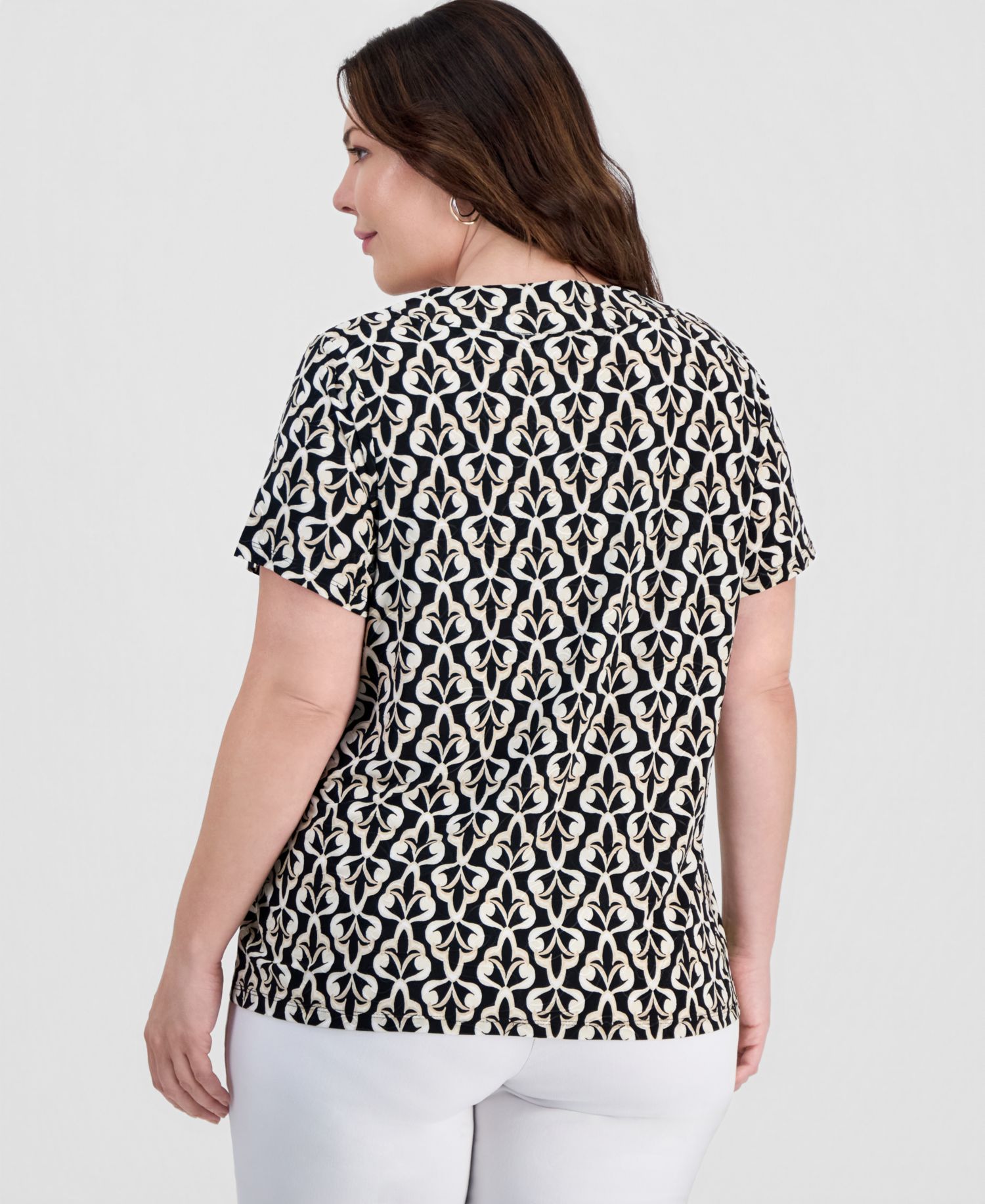 Plus Printed Short Sleeve V-Neck Jacquard Top