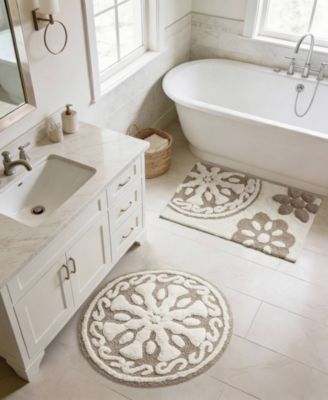 Casablanca Tufted Cotton Bath Rug, 25" Round