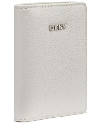 Boxed Lilah Snap Closure Mini Bifold Card Case