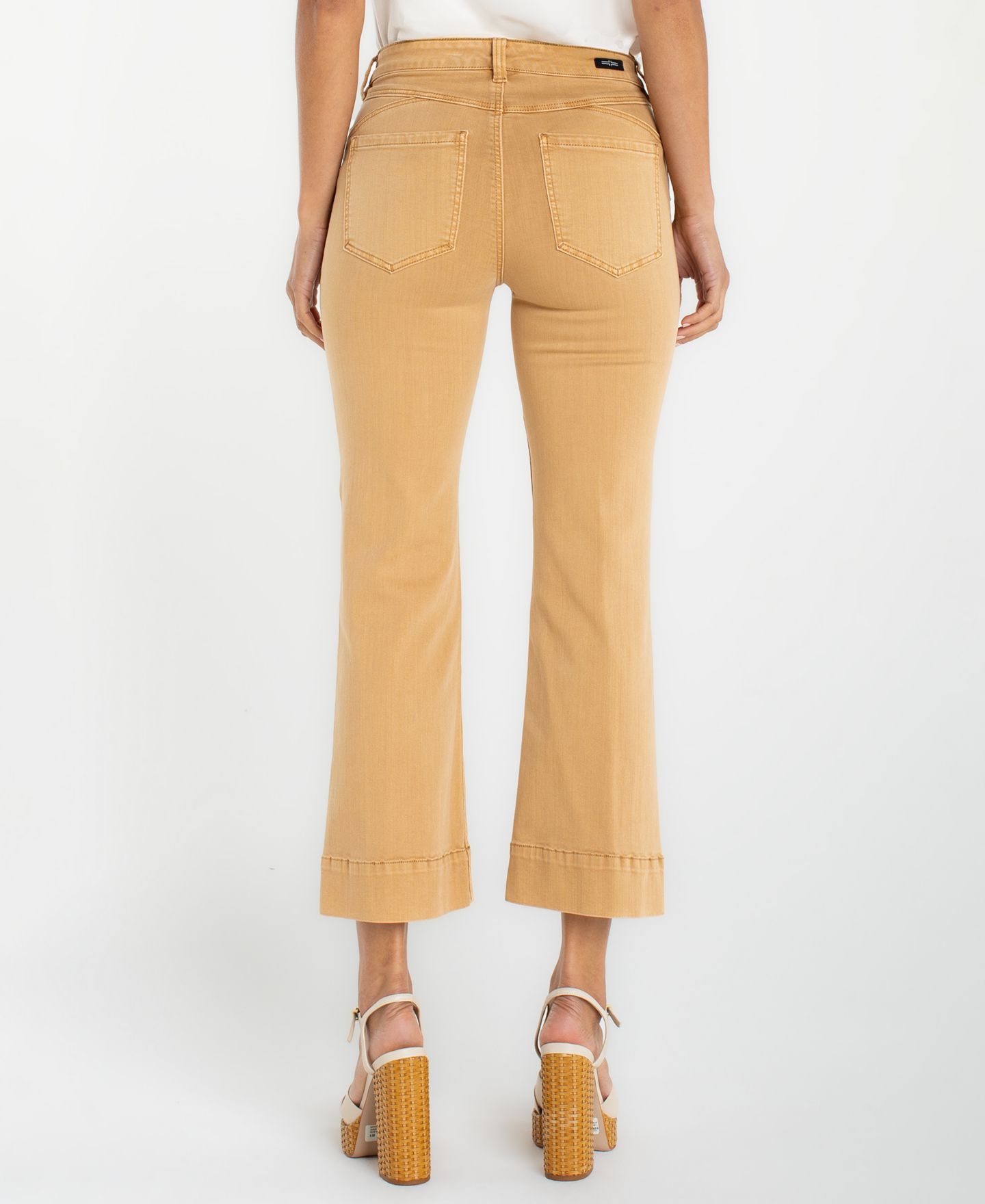 Женские джинсы Liverpool Los Angeles Petite Hannah Crop Flare Hugger, цвет: Straw — фото 3
