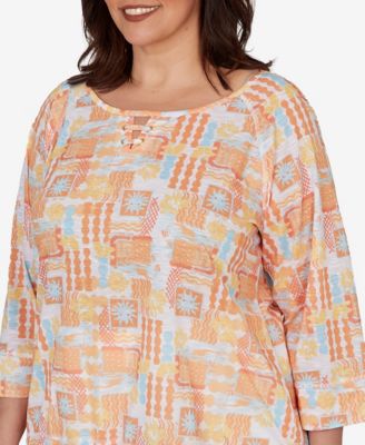 Plus Size Printed Slub Blouson Top with Three-Quarter-Sleeves