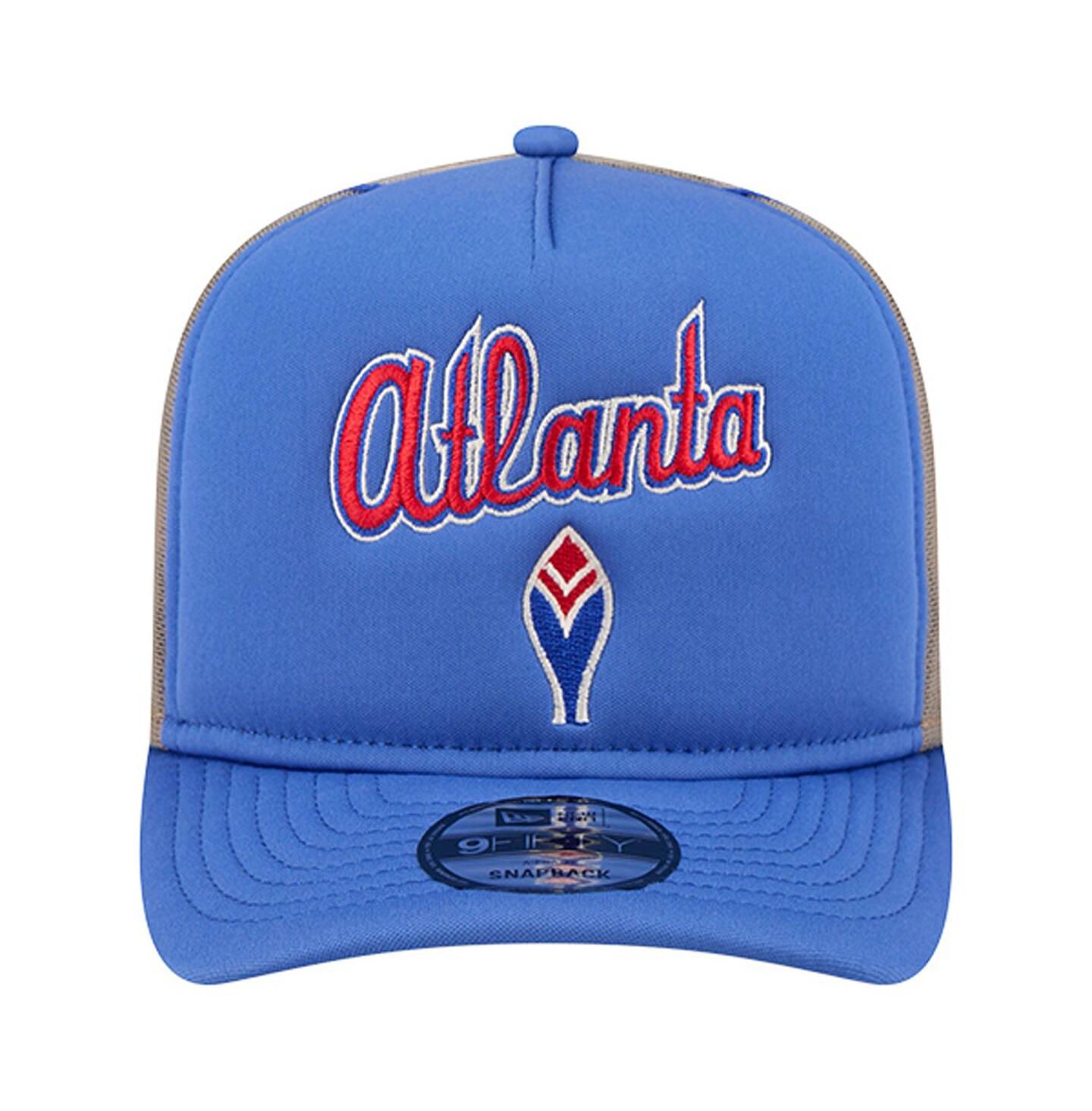 Мужская кепка New Era Royal Atlanta Braves Vintage Arched Foam Front 9FIFTY A-Frame Adjustable Trucker Hat — фото 2