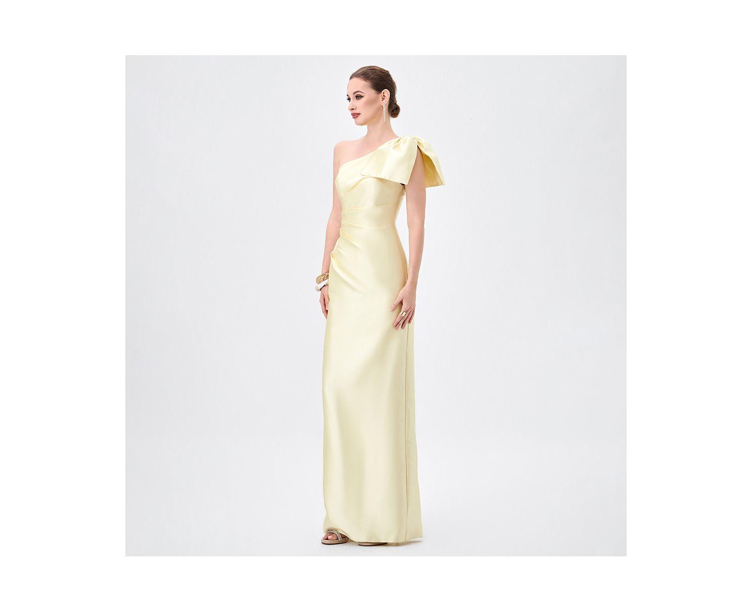 Women's Aramy One Shoulder Bow Gown
