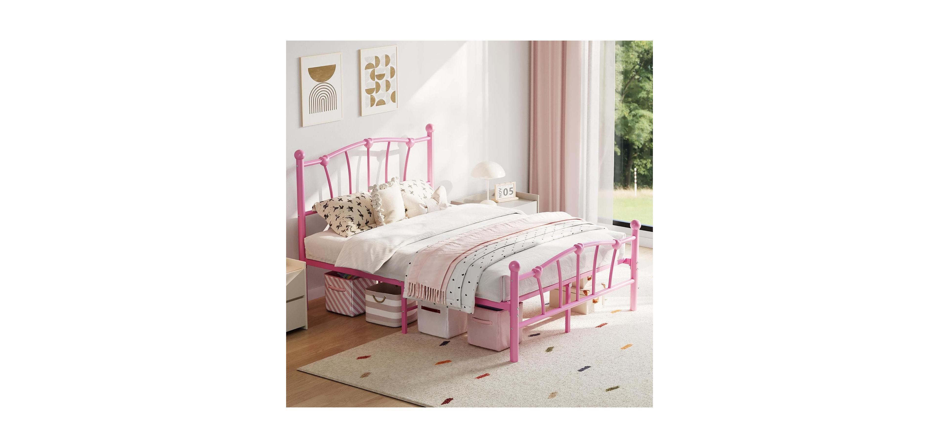 Gaomon Metal Bed Frame For Girls Boys Heavy Duty Platform Bed With Heart Shaped Design Headboard Footboard