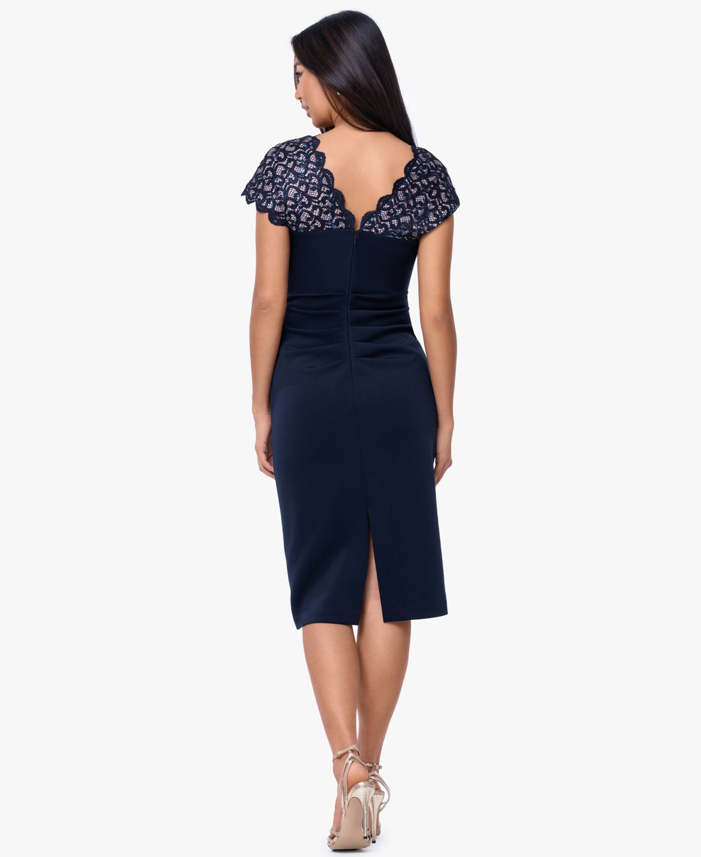 Женское платье B&A By Betsy and Adam V-Neck Long, цвет: Тёмно-синий / Телесный — фото 4