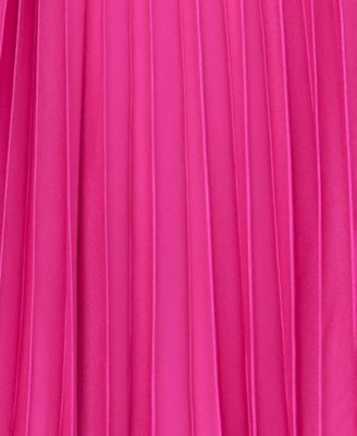  Plus Size Hammered Pleated Gown