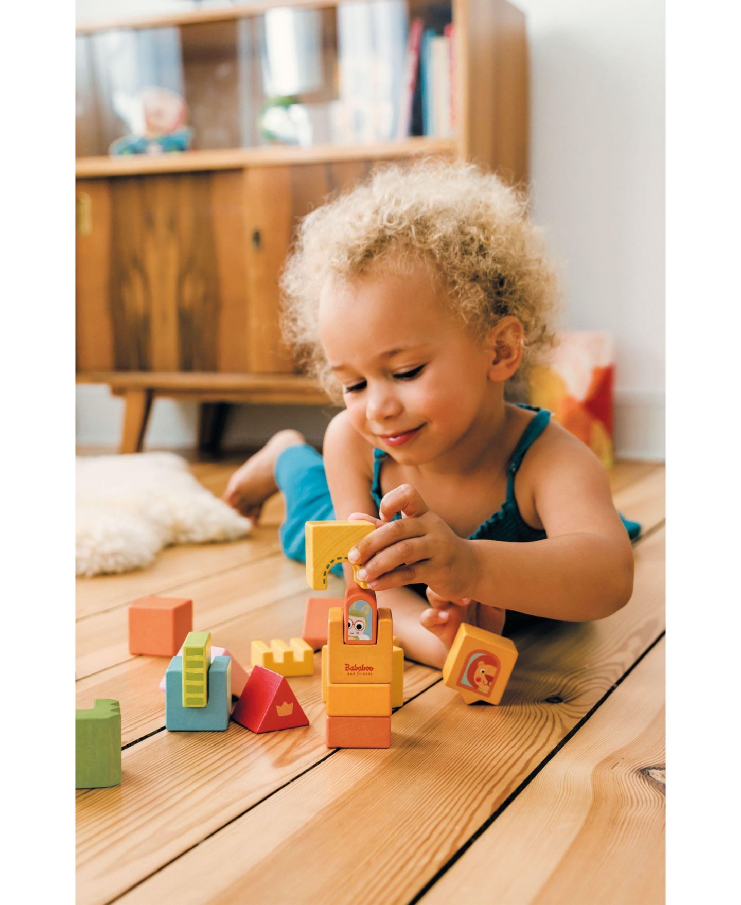 Детские конструкторы Bababoo and friends Little Castle 17-Piece Wooden Stacking Blocks, Ages 18 Months+ — фото 6