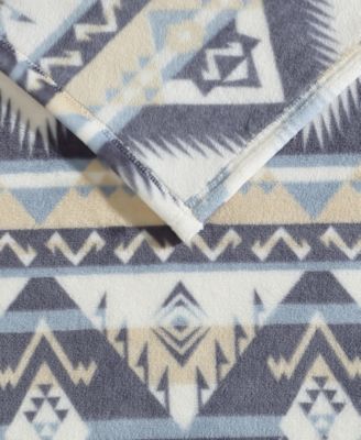 Jesse Printed Plush Throw, 70" X 50"