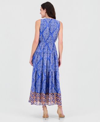 Women's Sleeveless V-Neck Tiered Maxi Dress