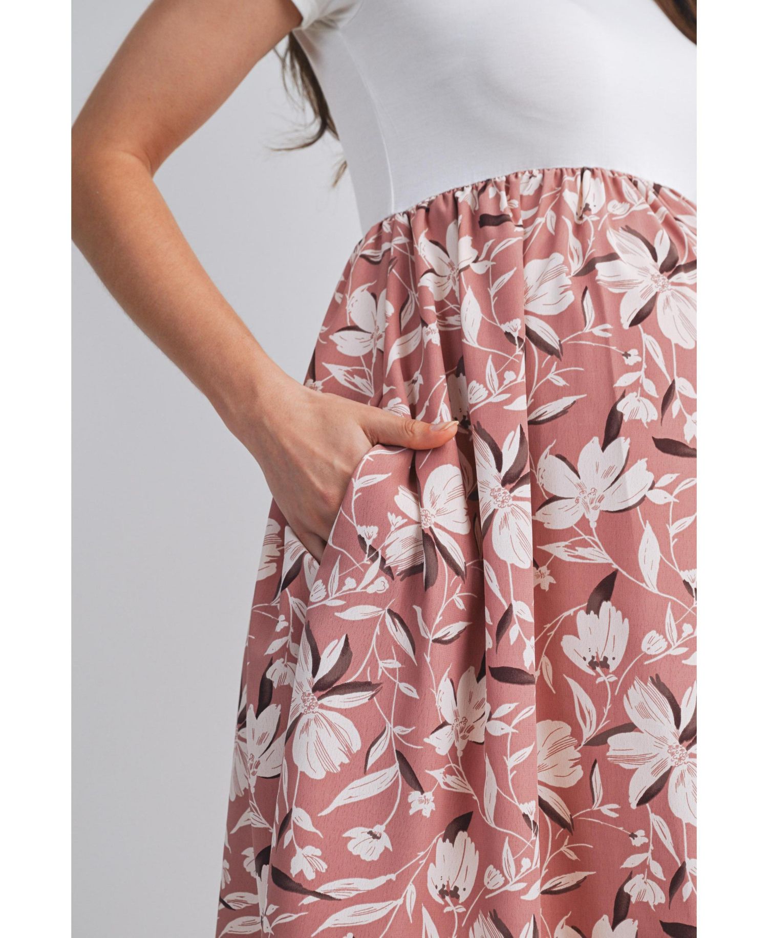 Women's Floral Scoop Neck Short Sleeve Dress with Pockets