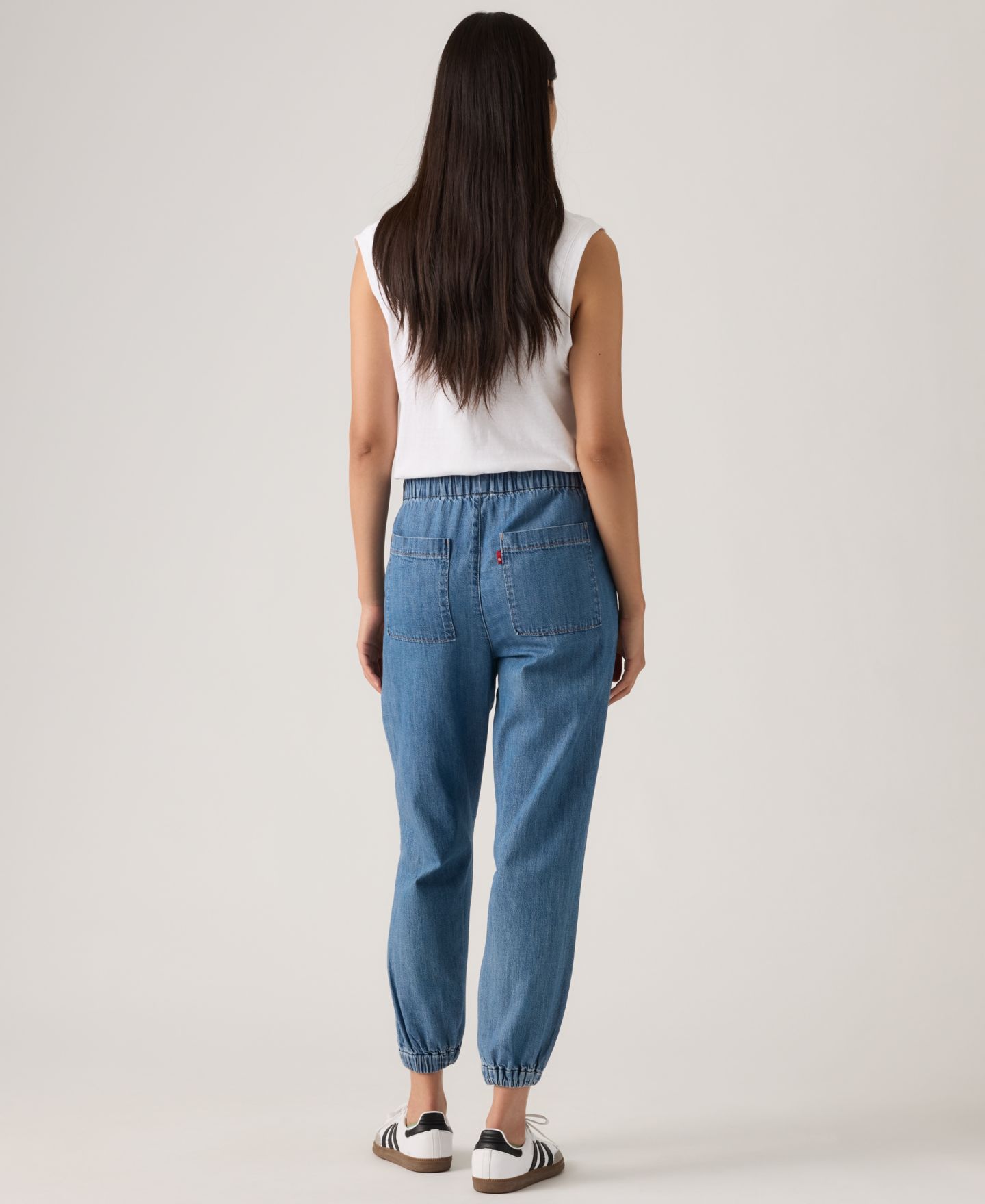 Женские брюки Levi's Essential Mid-Rise Jogger, цвет: Going Steady Jogger — фото 4