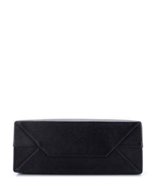 Medium Duty Free Chain Tote Leather