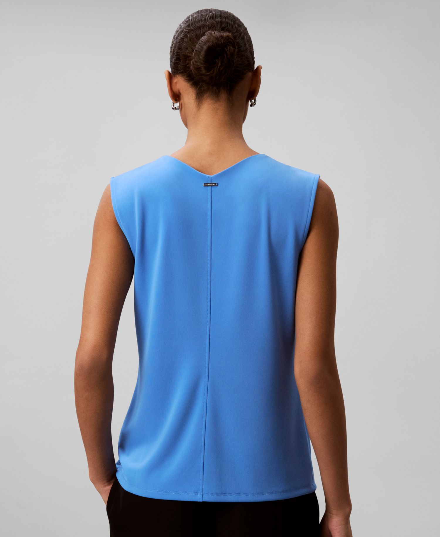 Women's Sleeveless V-Neck Jersey Top