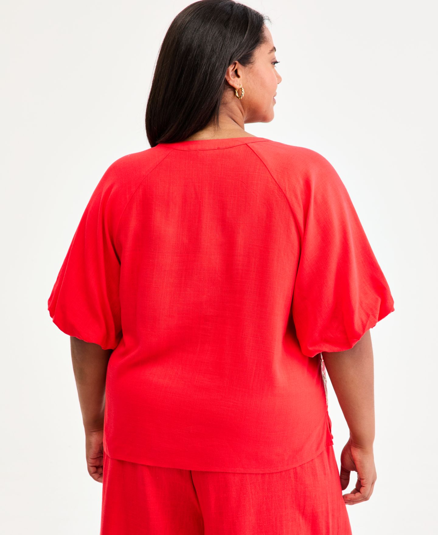 Женская блузка Vince Camuto Plus Size Split Neck Bubble-Sleeve Blouse, цвет: Красный — фото 4