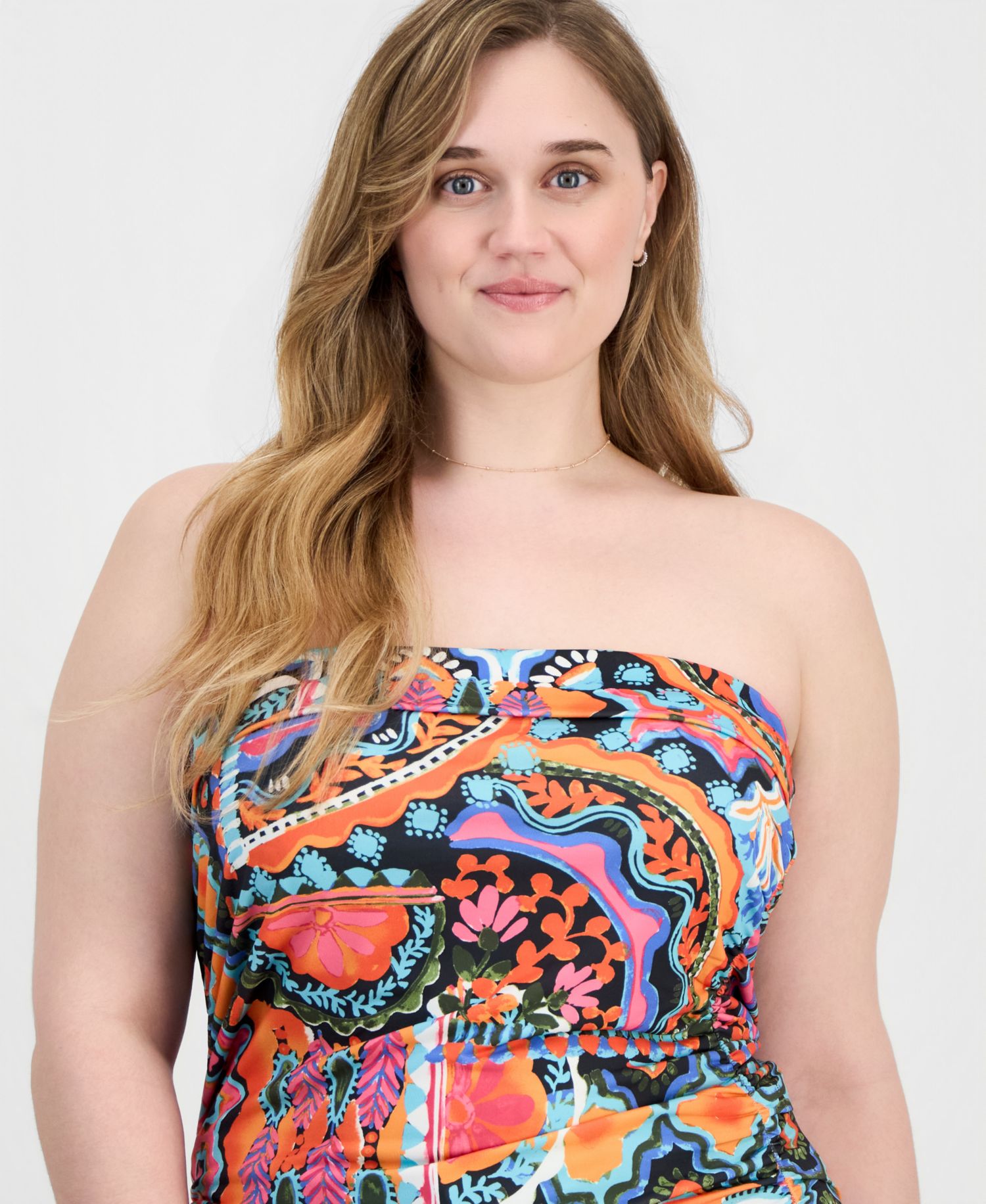 Trendy Plus Size Strapless Ruched Tube Top
