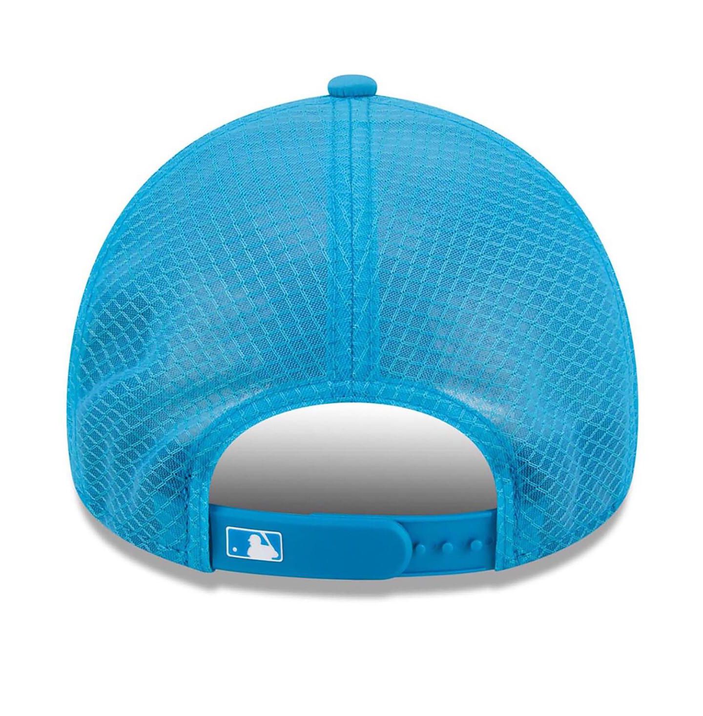 Мужская кепка New Era Blue Miami Marlins 2026 Batting Practice Apex 9FORTY Adjustable Trucker Hat — фото 2