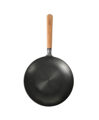 Platinum 9.5" preseasoned cast iron skillet with wood handle, lightweight nonstick pan