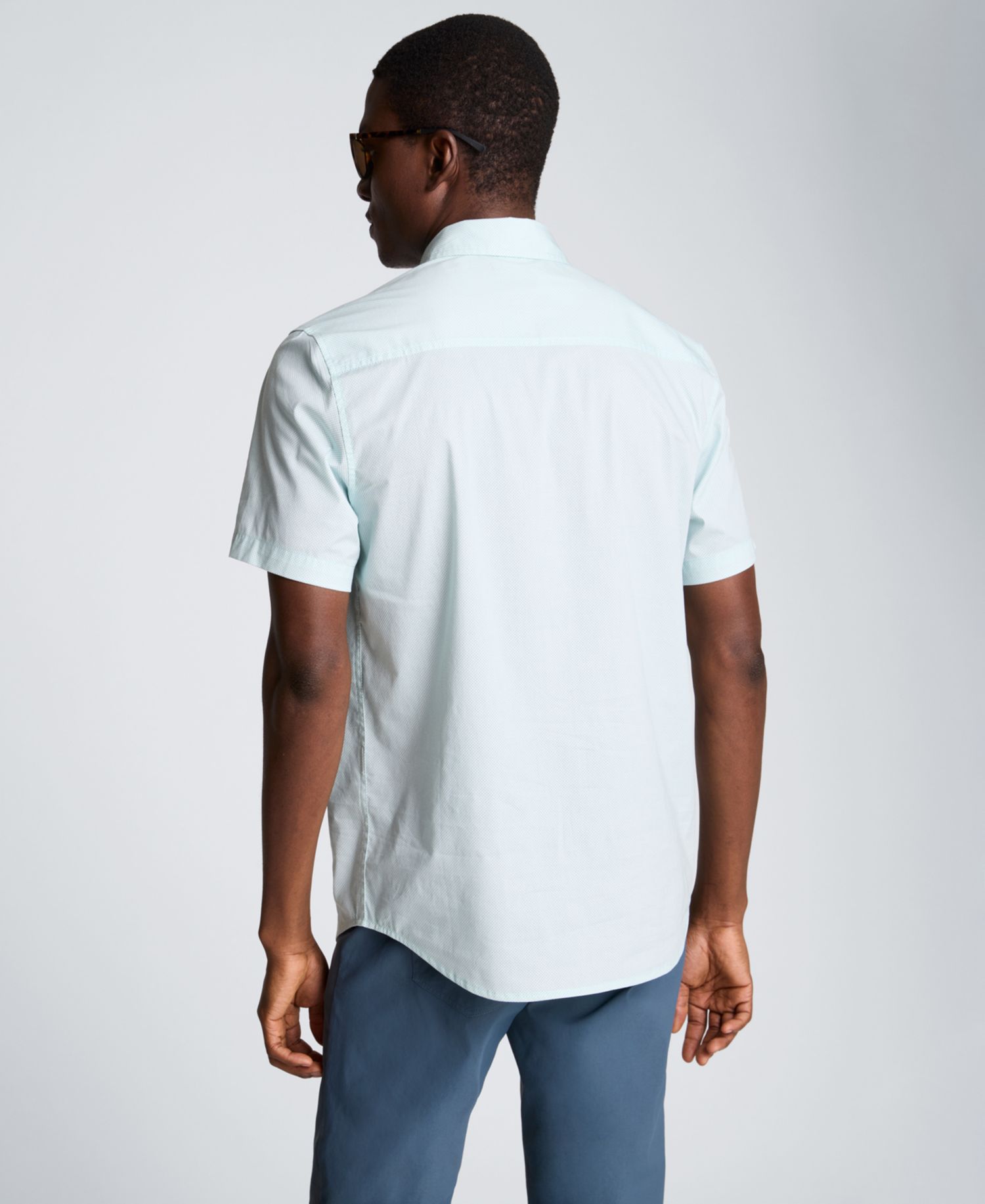 Men's Short-Sleeve Slim-Fit Shirt