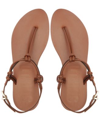 Women's Nina Round Toe Flat Sandals