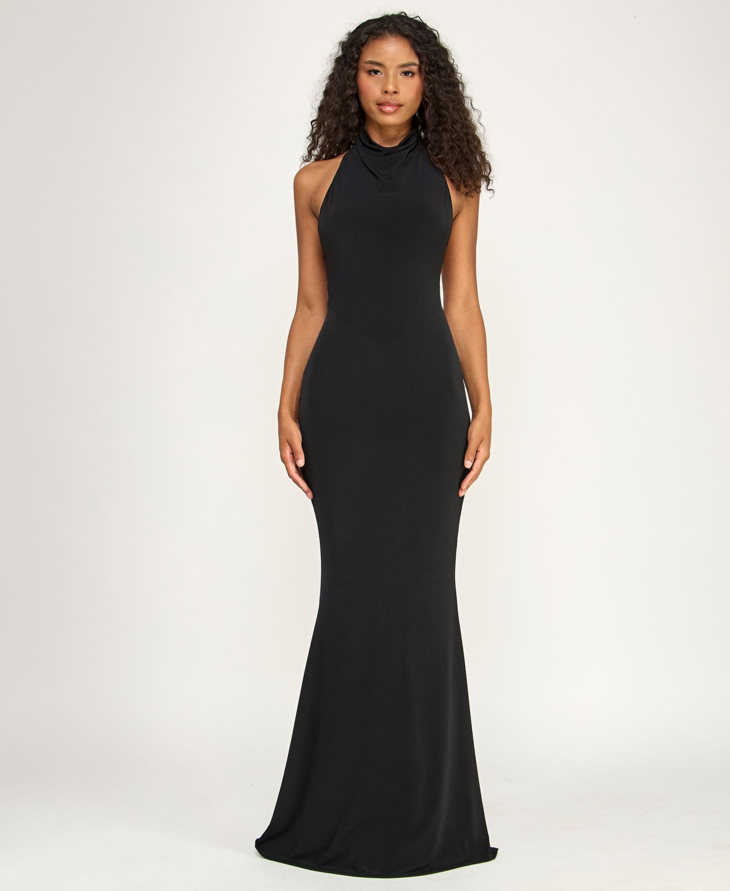 Женские платья Alex & Sophia Juniors' Drape Halter Neck V-Waist Detail Gown, цвет: Чёрный — фото 1