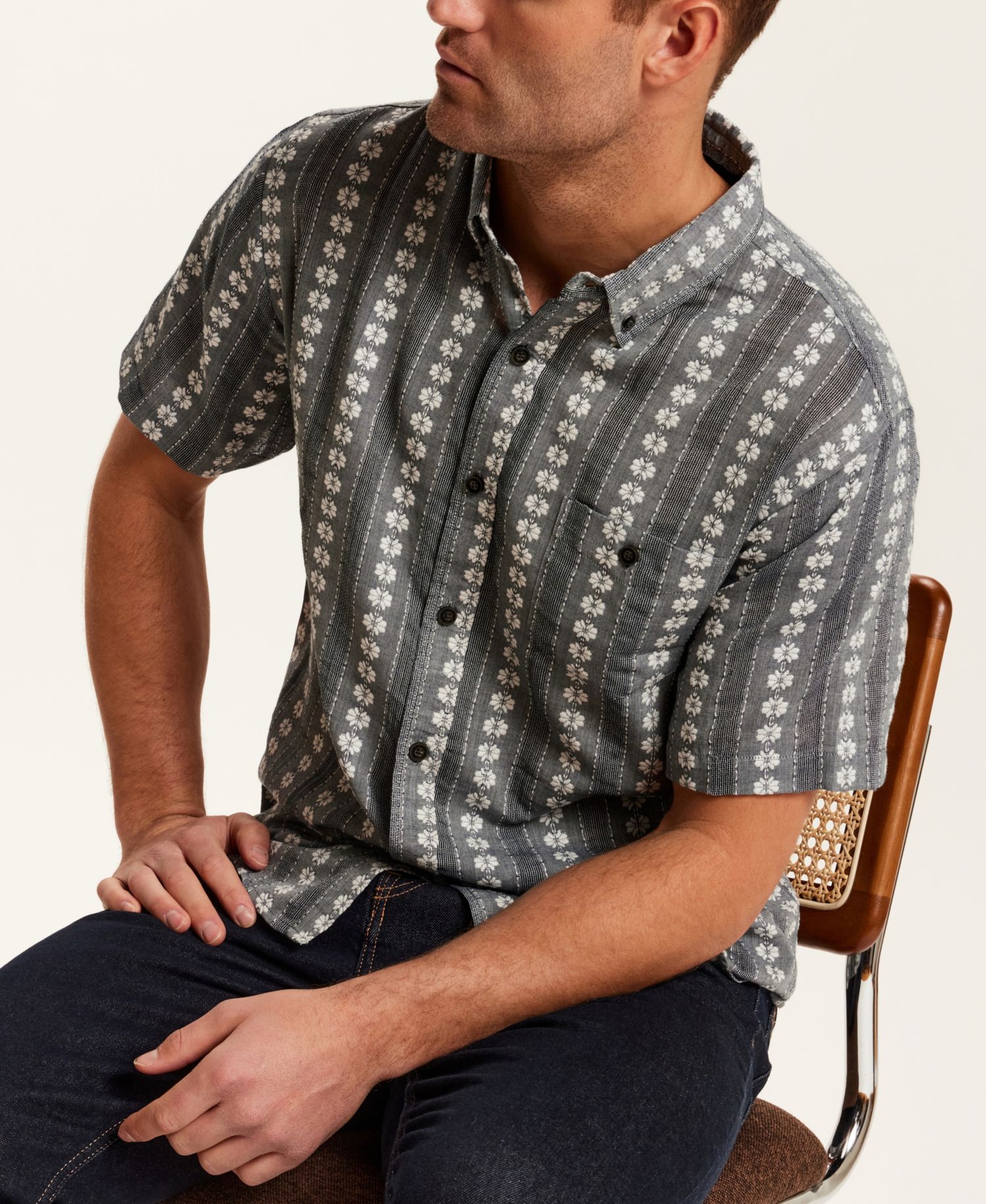 Men's Short-Sleeve Embroidered Flower Striped Shirt