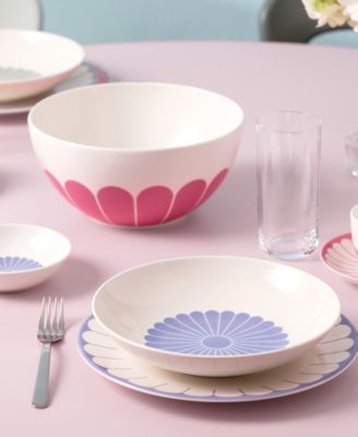 Fleur Couleur 111.5 oz. Round Vegetable and Salad Bowl