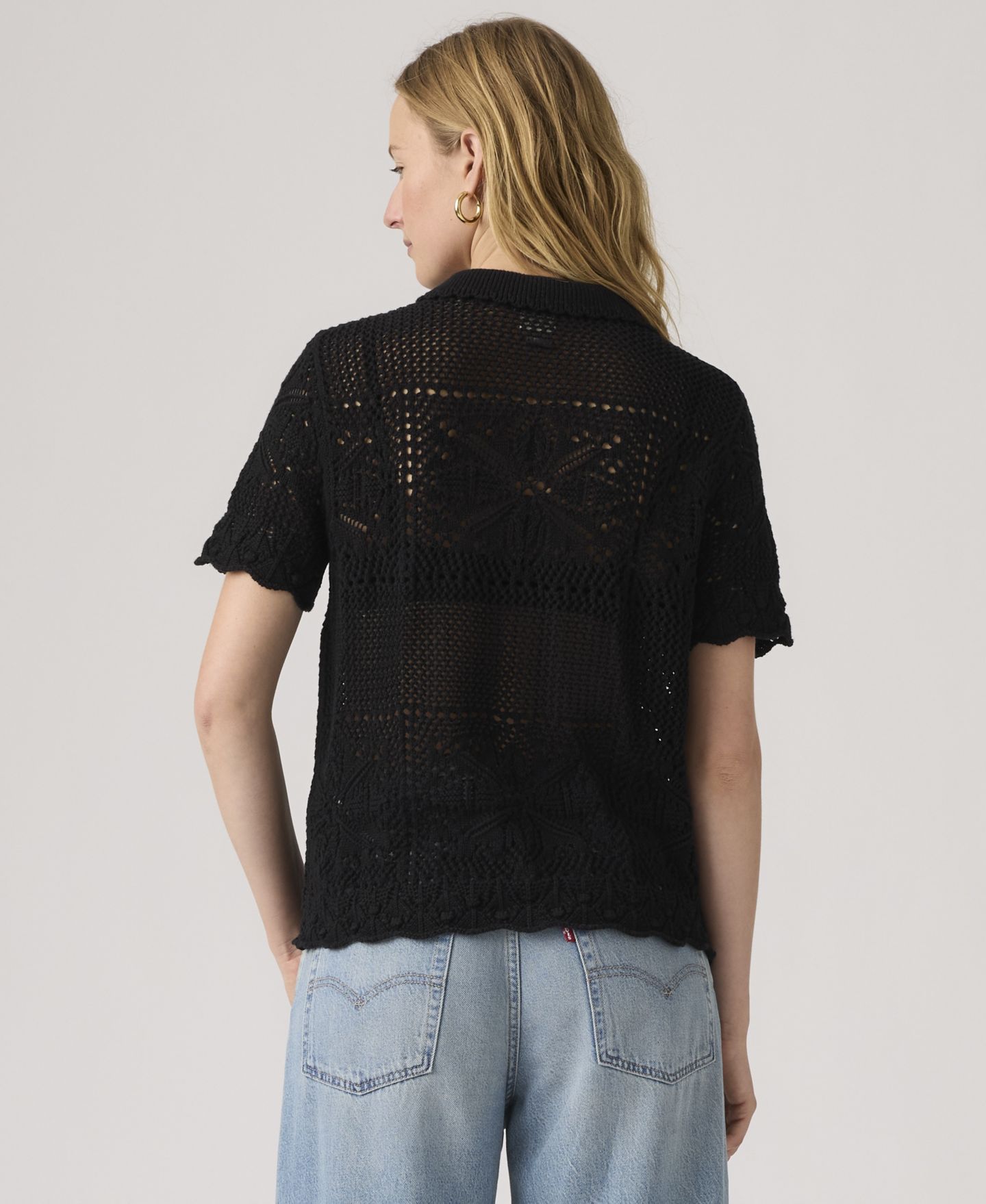 Женская рубашка Levi's Premium Susanna Floral Crochet Collared Cotton, цвет: Антрацитовый ночной — фото 4